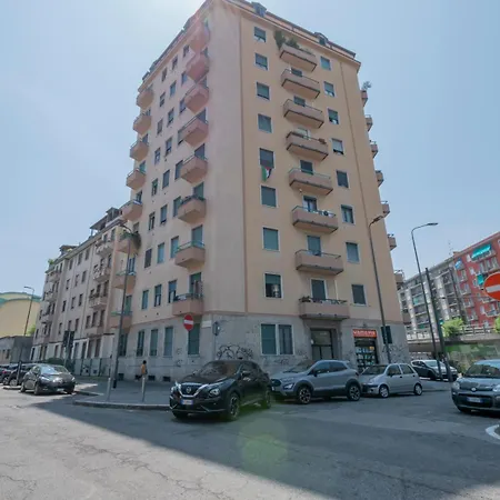 I-host - Lucania 12