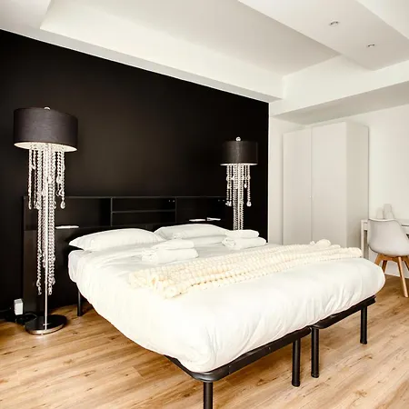 Hostmate - - Imperia's Crystal - Romolo