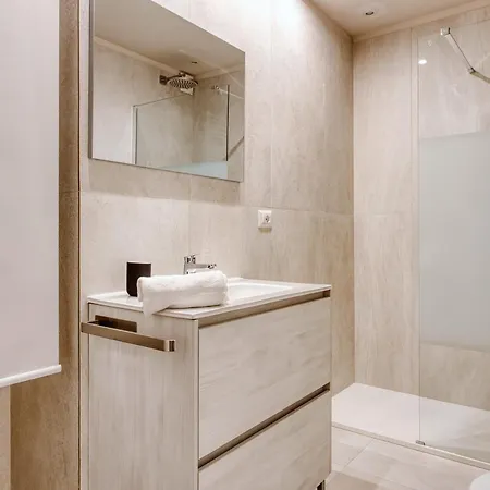 Apartman Hostmate - - Imperia's Crystal - Romolo *