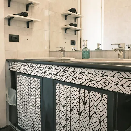 71 بيت ضيافة *