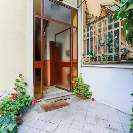 The Rent - Cozy In The Risorgimento Area ミラノ