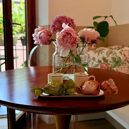 Casa Estia - Mico, Fiera Milano, Citylife, San Siro, Metro 2 Min - Refined Historic Apartman