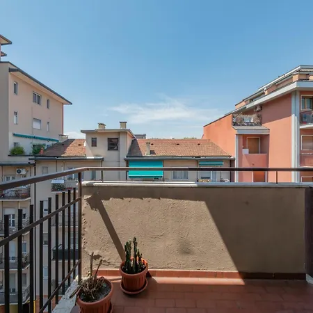 Navigli Retreat Near Duomo * Milánó