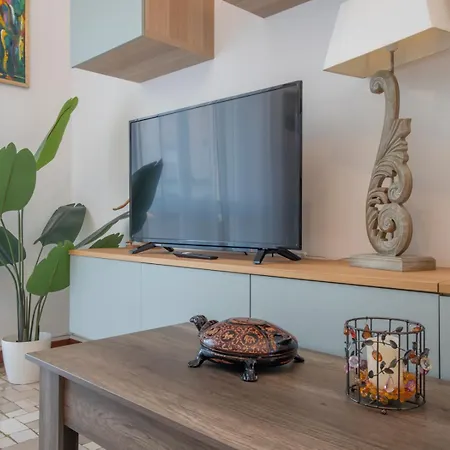 Navigli Retreat Near Duomo Daire *