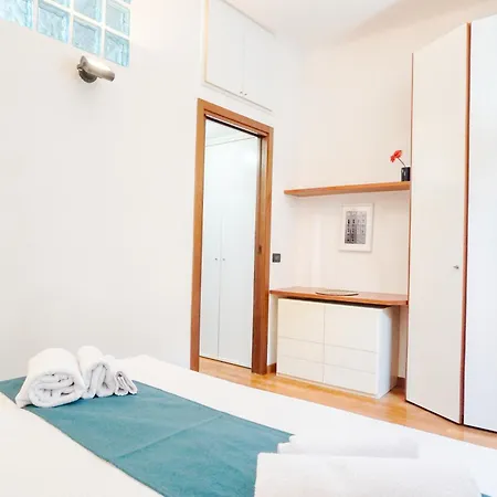 Appartement Loreto Cozy One Bedroom - 50 Mt From M1 Pasteur Metro Station Milaan