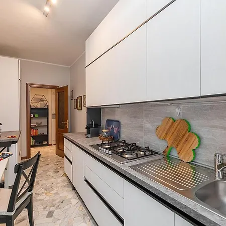 Quiet In Close To The Olimpic Village Apartmán Milán