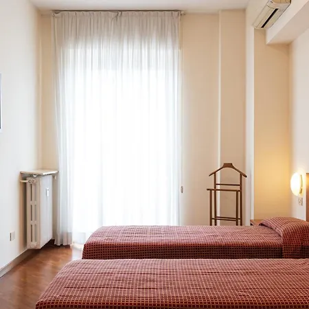 Splendido Trilocale Zara Ottavo Piano - Mirable Pm Apartmán Milán