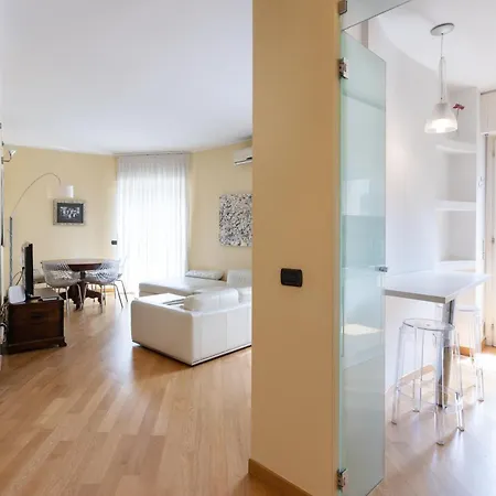 Spacious Two Bedrooms Solari Area - Mirable Pm Μιλάνο
