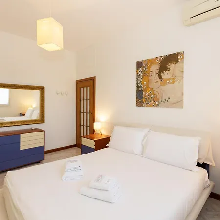 Two Bedrooms Appartamento *