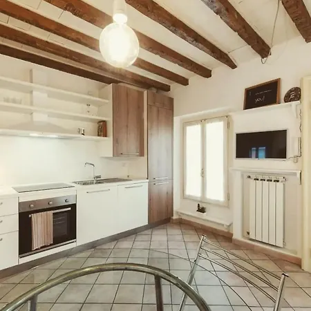 דירה Elegant Naviglio Cool Area Large 5 Pax With Elevator *