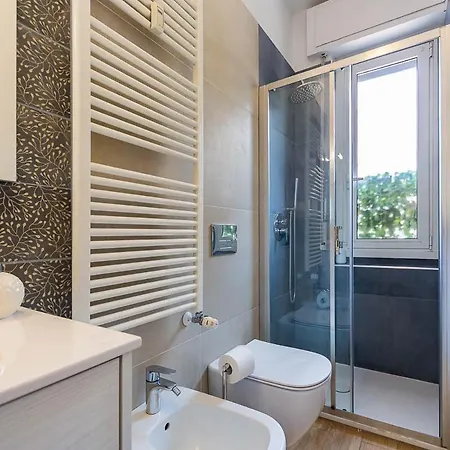 Youhosty - Fiuggi 12 Милан