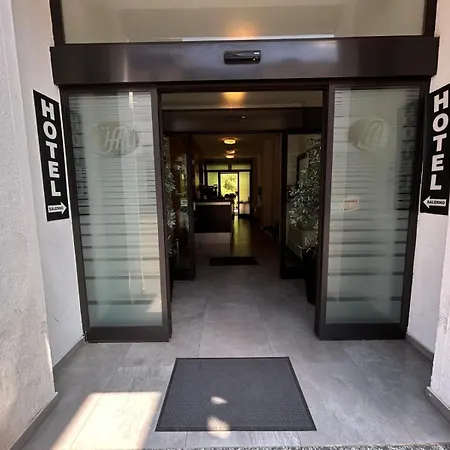 Hotel Salerno 3*