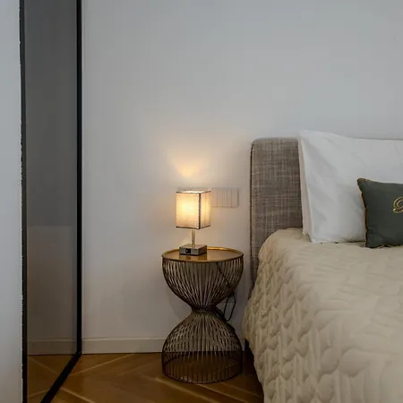 Affittacamere B And G San Babila- Luxury In The Heart Of - Design District *