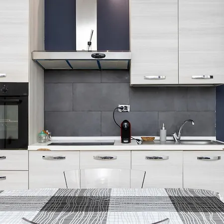 Spacious 70 Mq Self Check-in ,free Parking, San Siro * Milánó