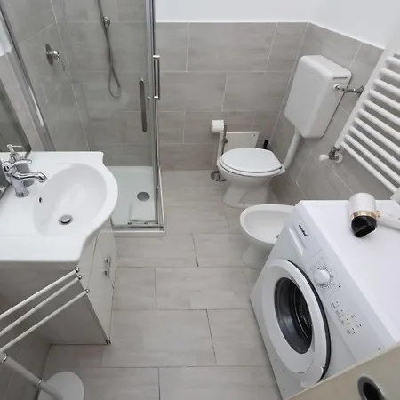 Spacious 70 Mq Self Check-in ,free Parking, San Siro *