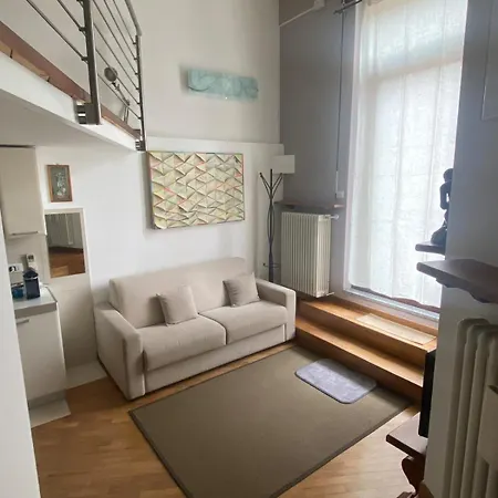 Artist S 80 Mq With Garden And Palm Tree דירה