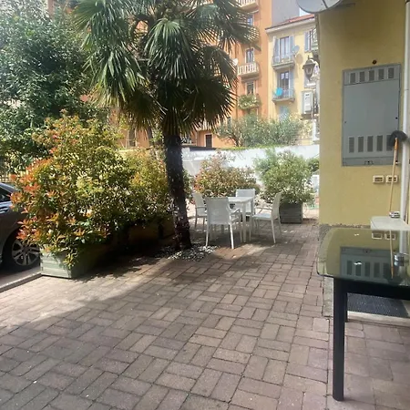 Artist S 80 Mq With Garden And Palm Tree Apartmán Milán