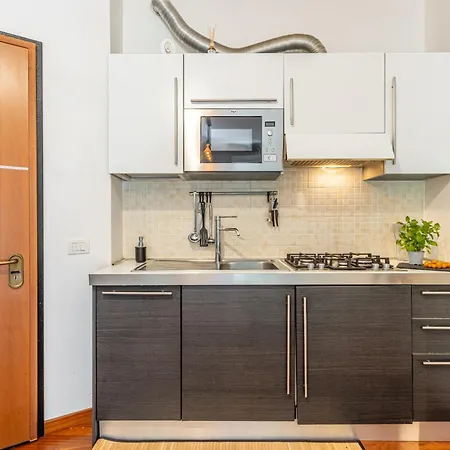 Deluxe & Elegant With Comfort And View