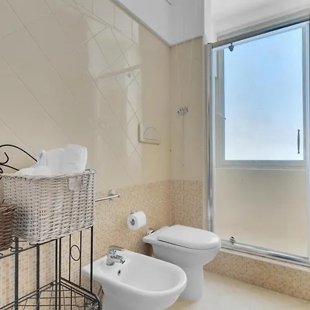 Apartment Navigli - Porta Ticinese - Luminoso Monolocale *