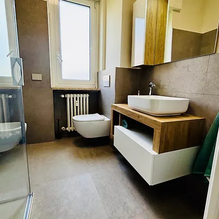 Di Design In Bicocca & Apartamento Milán