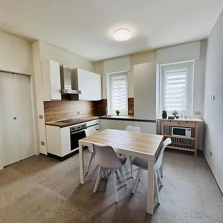 Di Design In Bicocca & Appartement Milan