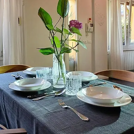 Elegant Stylish House With Garden & Ac Milão