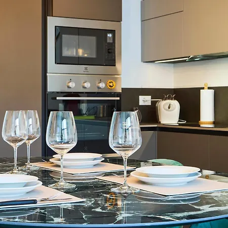 Design Loft With Private Garden - Portello *