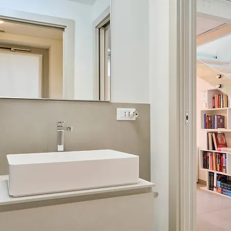 Lägenhet Elegant Loft With Hidden Garden Oasis - Portello
