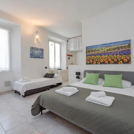 Ihost - Premuda 17 Daire