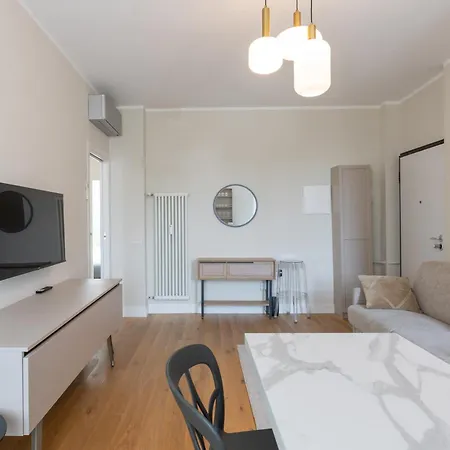 Apartament Luminoso Trilocale Certosa - Mirable Pm