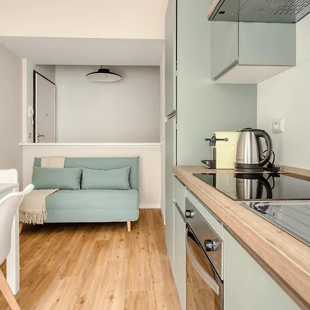 Hostmate - - Imperia's Nest - Romolo Iulm *