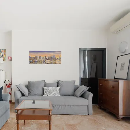 Melchiorre Trilocale D Epoca Ampio E Luminoso 米兰