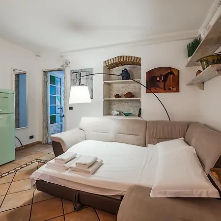 Lägenhet Savona Bilo13 Fashion Spot Metro A 5 Minutes Wifi And Ac *