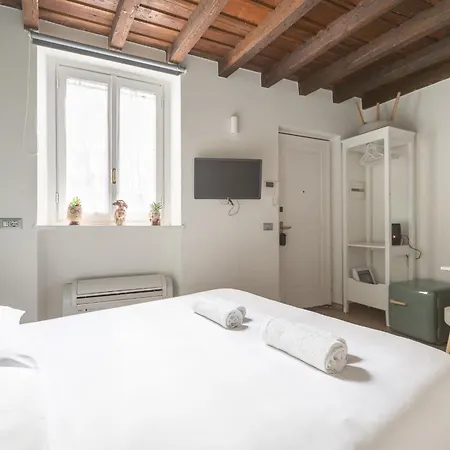 Your Lovely Retreat In Brera 米兰