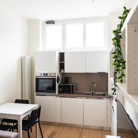 Casa Aurora * 米兰