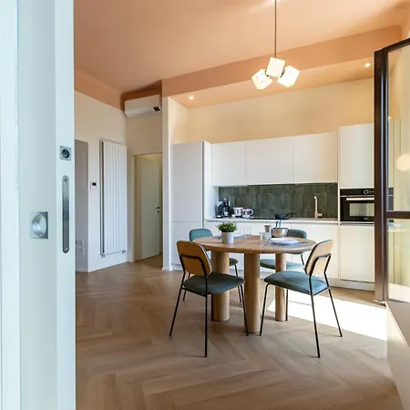 Martini Stazione Apartment *