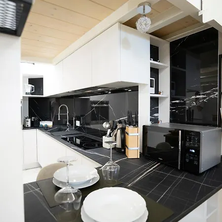 Design Porta Romana Ac & Check-in 24h شقة *