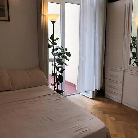 Quarto em Acomodações Particulares Lili House