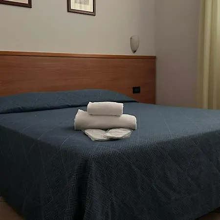 Salerno 3* Milán
