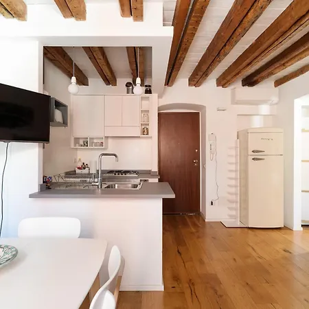 Apartamento Arco Della Pace - Sempione - Moderno Bilocale Milão