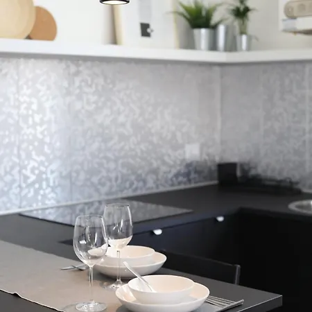 Delicious Design In Center Apartman