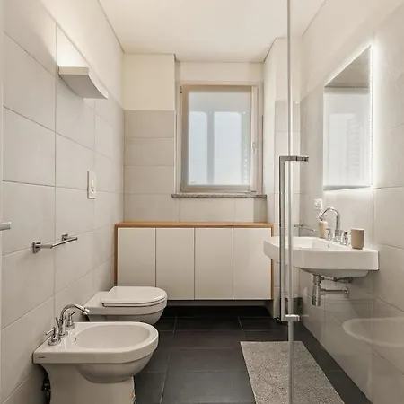 Giax Tower-spa, Pool, Parking Appartement Milaan