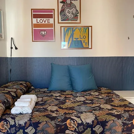 Lägenhet The Comfy Hub - A Stone's Throw From The Metro Milano