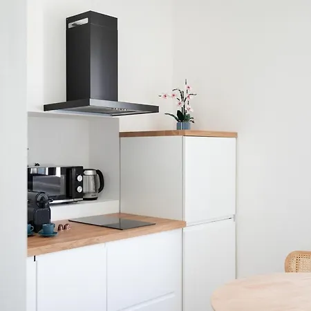 Appartamento Nuovo Forcella 11 *