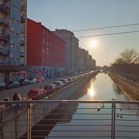 Little House Naviglio Grande Apartment