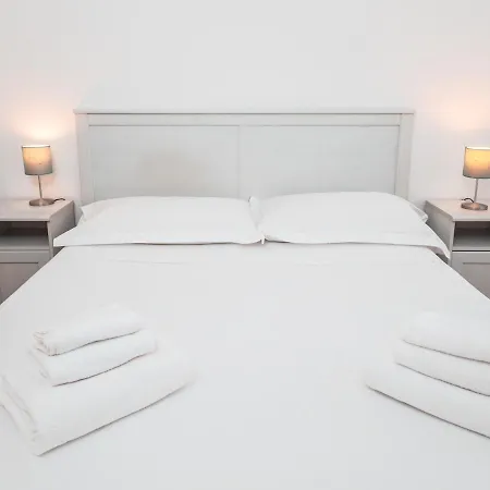 Apartment Keys Of Italy - Chiusa 8 - Roomy *