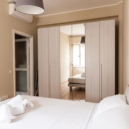 Youhosty - Meloria 10 Μιλάνο