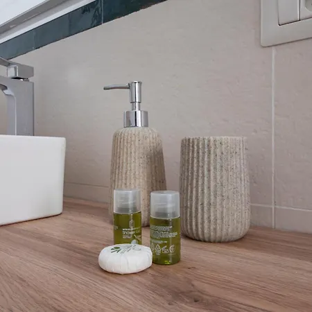 I-host - Cambiasi 8 Appartement