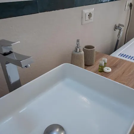 Appartement I-host - Cambiasi 8