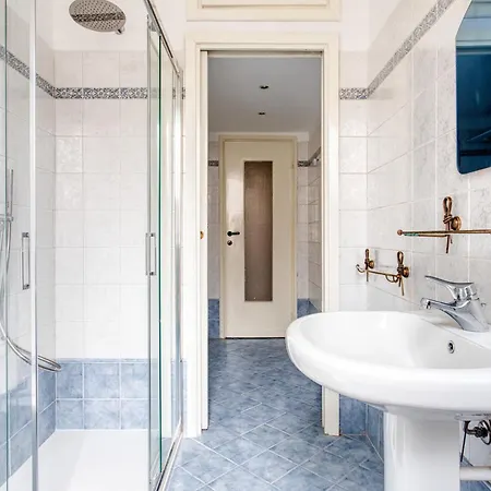 Hostmate - - Corso Garibaldi - Brera Apartamento Milão